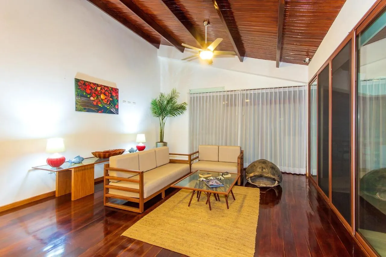 Hotel Acacia Puerto Ayora